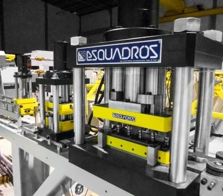 Maquina Para Alimentação de Prensa 9 - Esquadros®