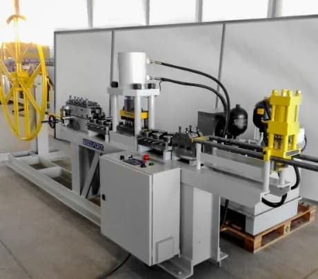 Maquina Para Alimentação de Prensa 10 - Esquadros®