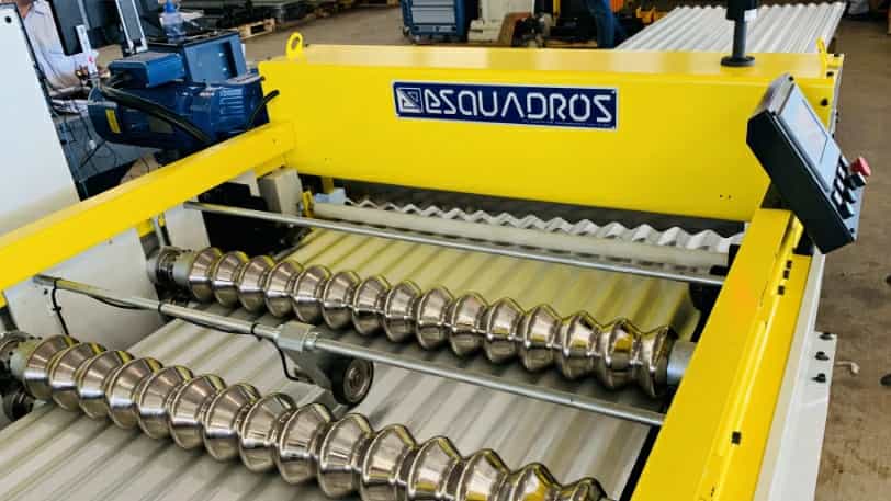 Máquina de Fabricar Telhas Metálicas - Esquadros®