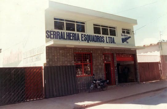 1990-02