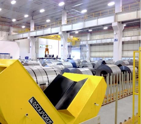 Tenha muita eficiencia e produtividade com o tombador de boninas - Esquadros®