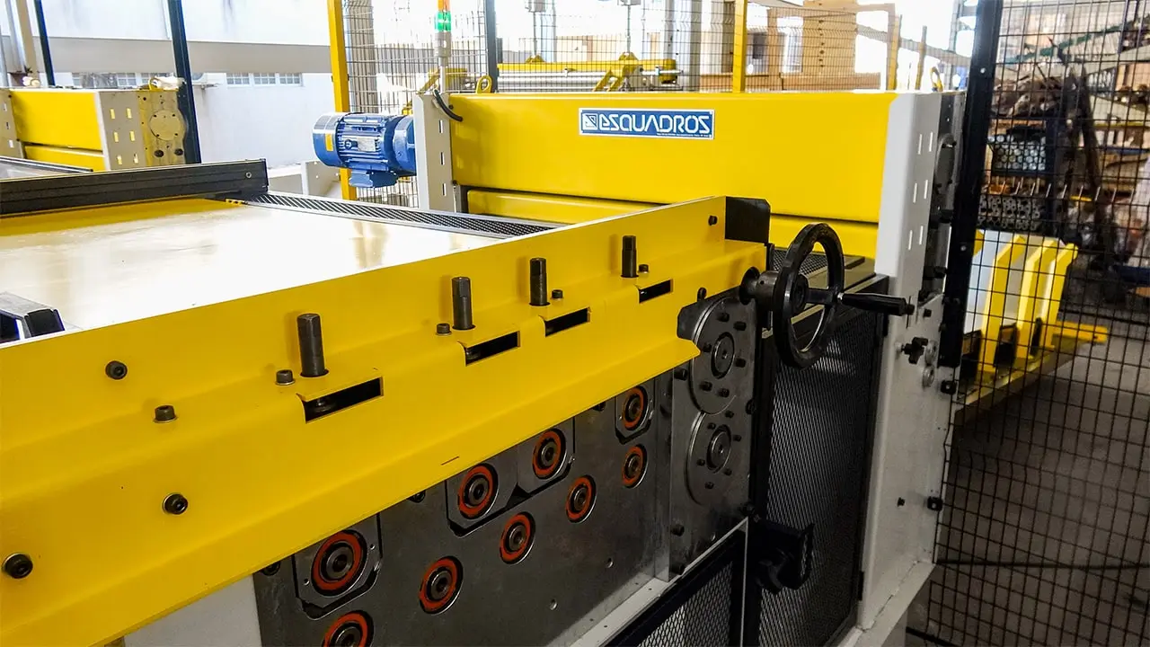 Minitarua LCTL 1260.1 - 04 - Esquadros®