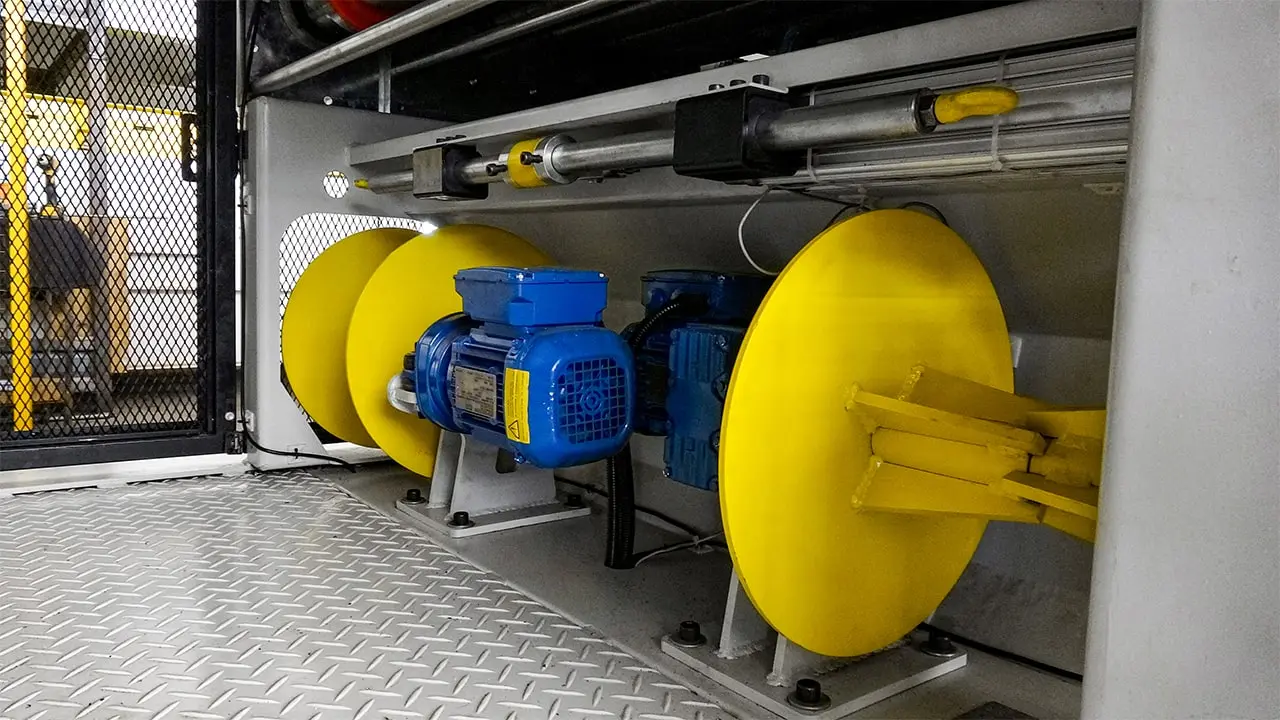 Minitarua LCTL 1260.1 - 06 - Esquadros®