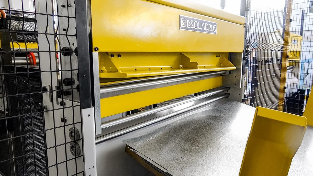 Minitarua LCTL 1260.1 - 07 - Esquadros®