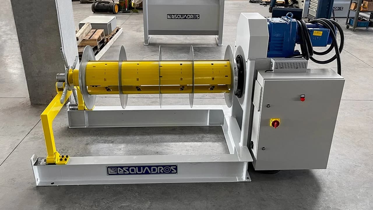 Minitarua LCTL 1300/1600.3E - 09 - Esquadros®