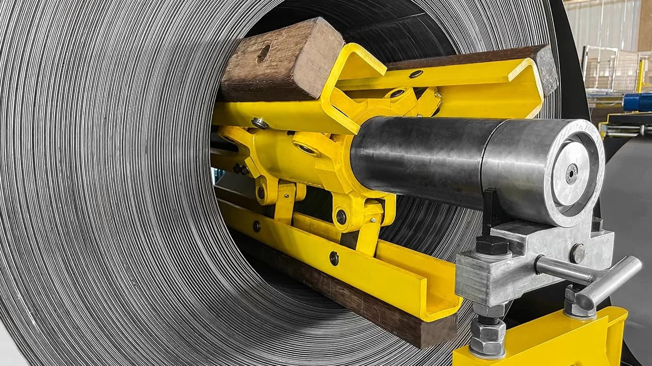 Minitarua LCTL 1300/1600.2 - 03 - Esquadros®