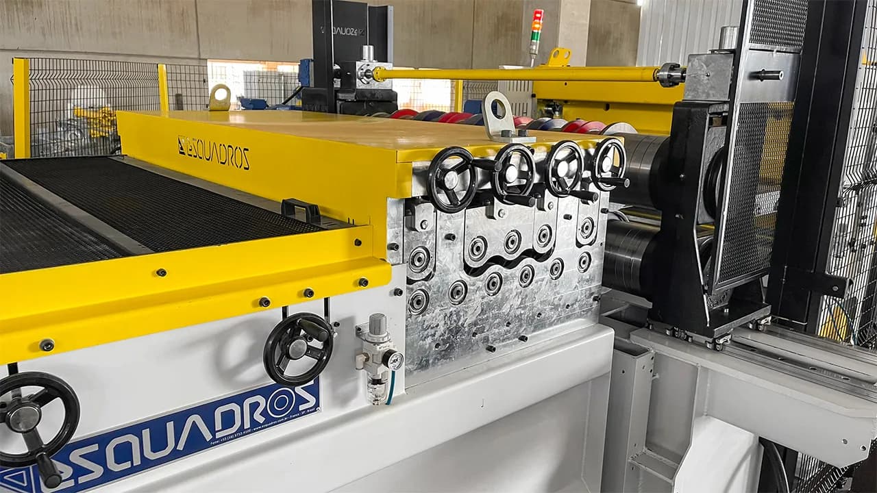 Miniatura LCTL 1300/1600.3E - Esquadros®