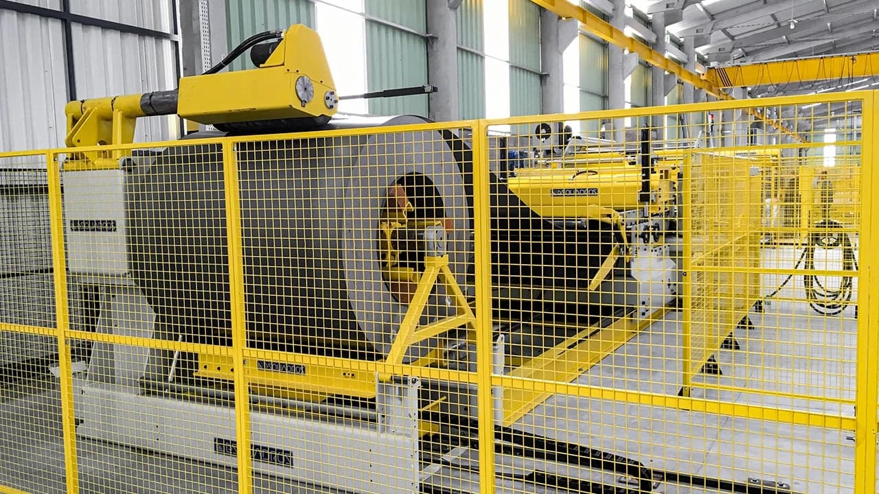 Minitarua LCTL 1600.6-3E - 03 - Esquadros®