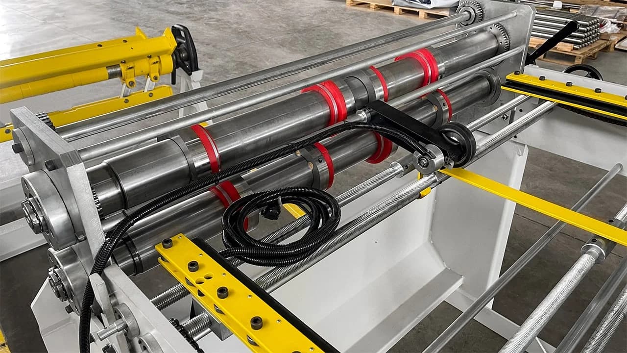 Minitarua LCL 1260.0 - 05 - Esquadros®
