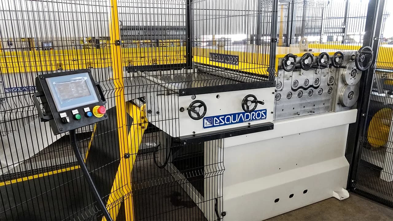 Minitarua LCL 1300/1600.2 - 03 - Esquadros®