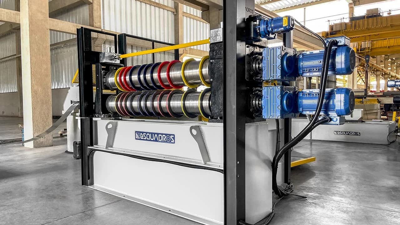 Minitarua LCL 1300/1600.3E - 05 - Esquadros®