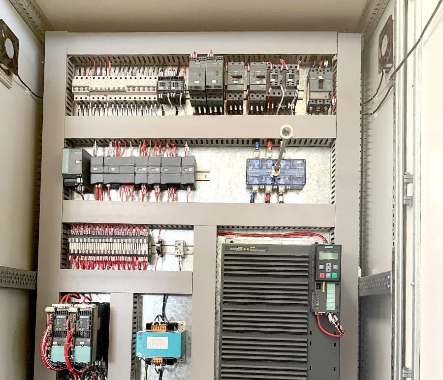 Desbobinador Dual para maquina de corte 1600.13 Esquadros®
