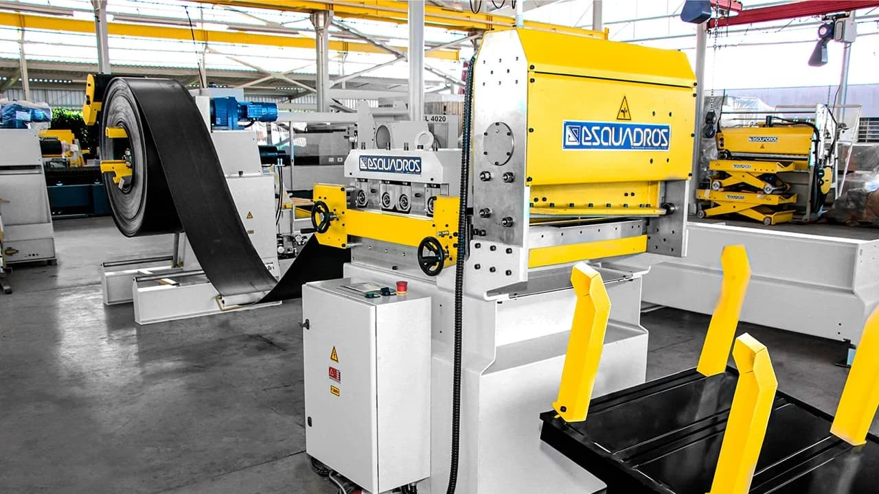 LCT 600.3 - 09 - Esquadros®