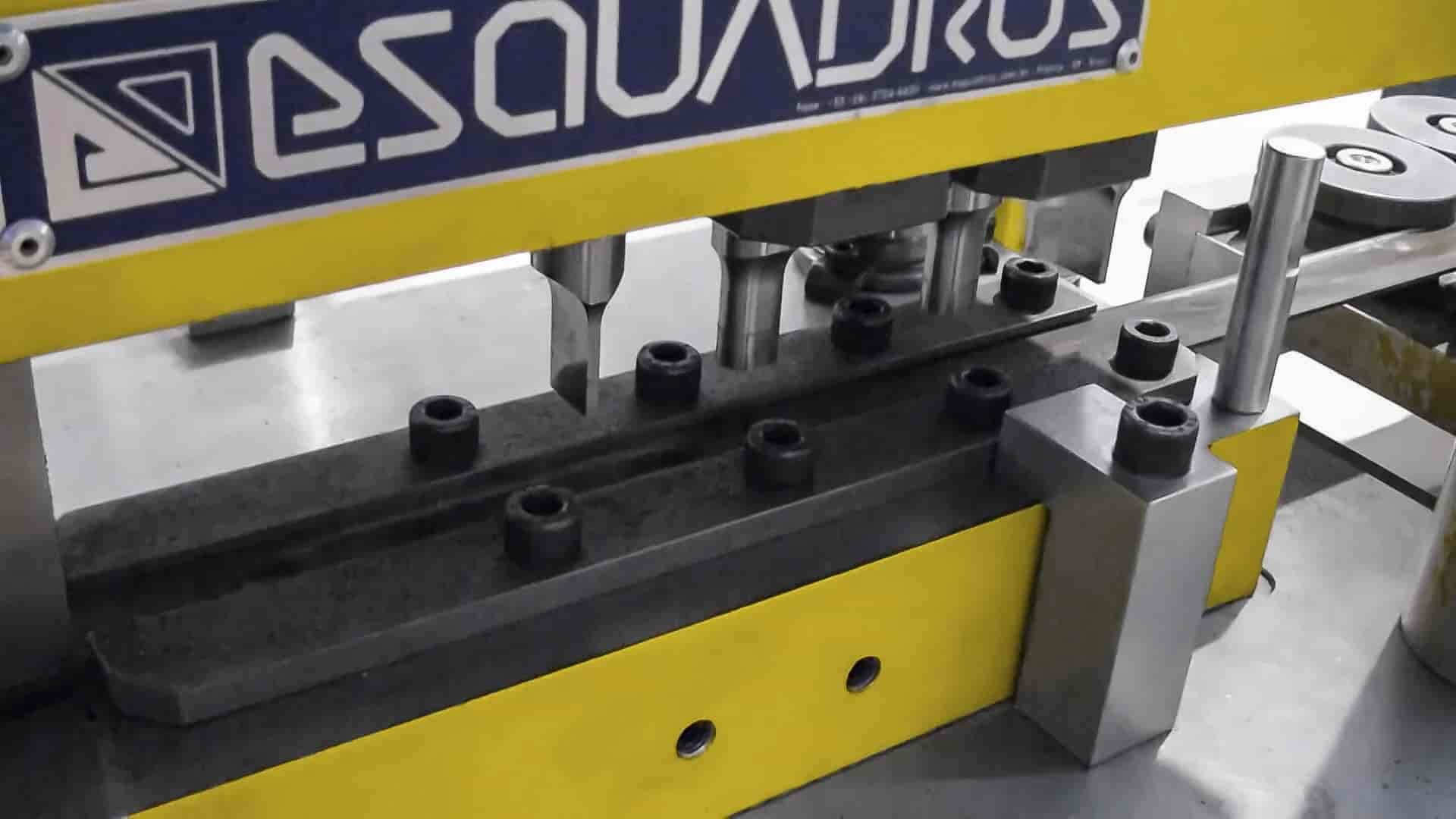 CINTA METÁLICA TIPO BAP - BANNER 09