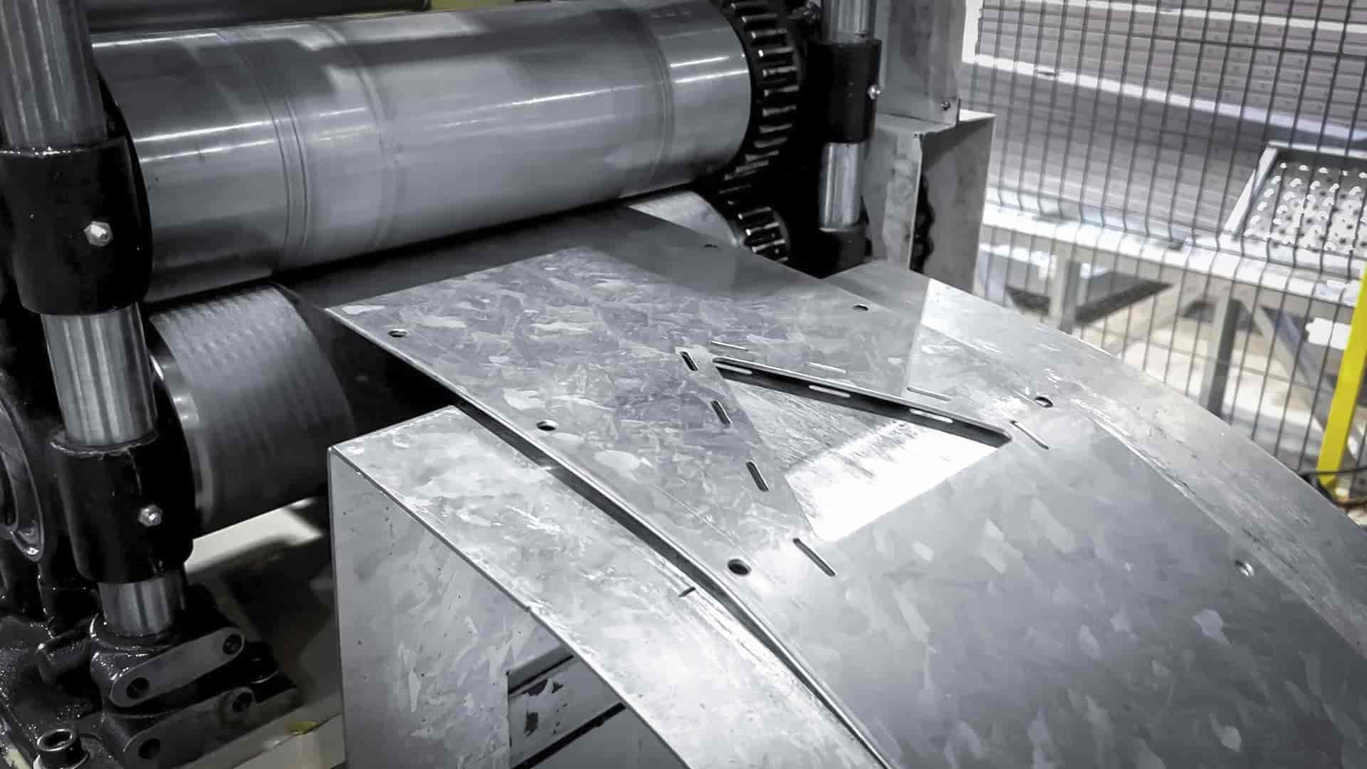 BANCADA DE ESTAMPO ANTERIOR A CONFORMAÇÃO PE 400.3 - BANNER 05