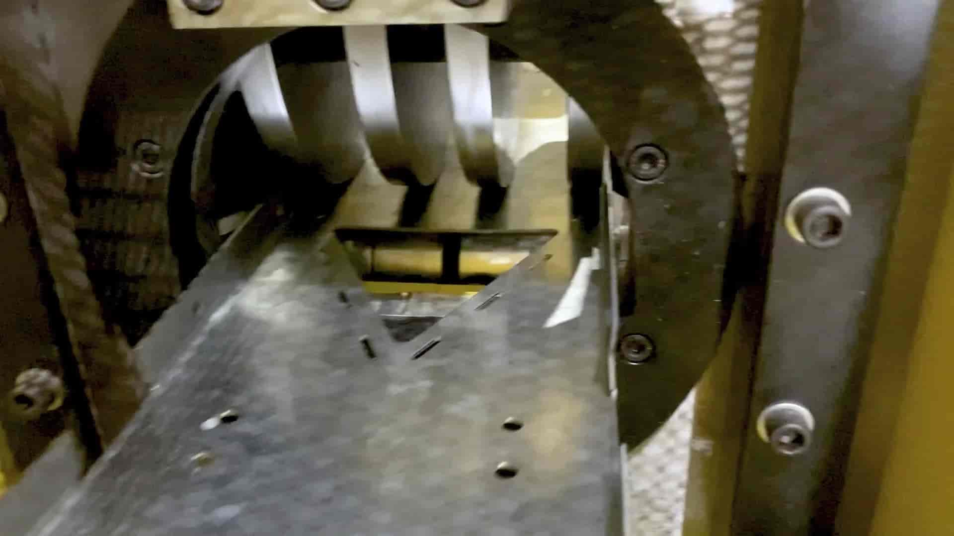 BANCADA DE ESTAMPO ANTERIOR A CONFORMAÇÃO PE 400.3 - BANNER 06