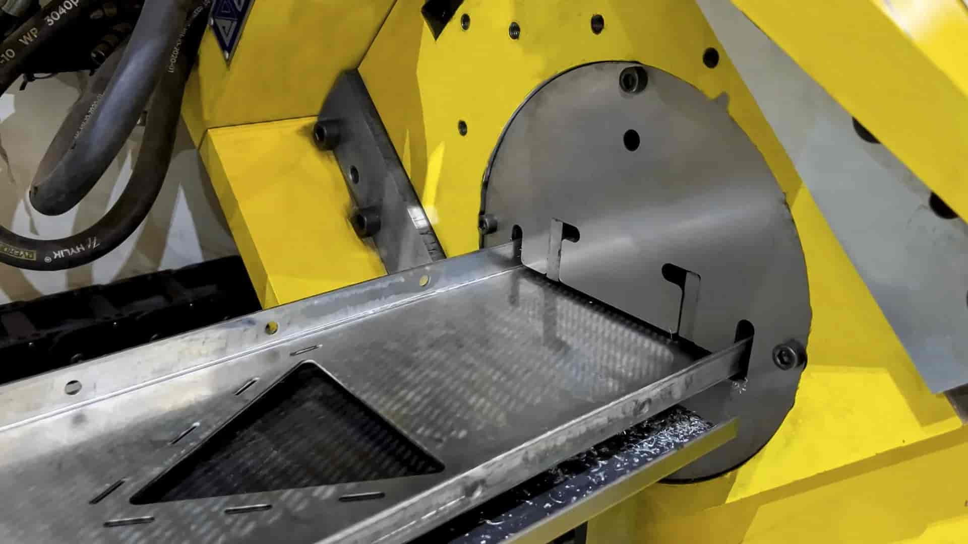 BANCADA DE ESTAMPO ANTERIOR A CONFORMAÇÃO PE 400.3 - BANNER 08