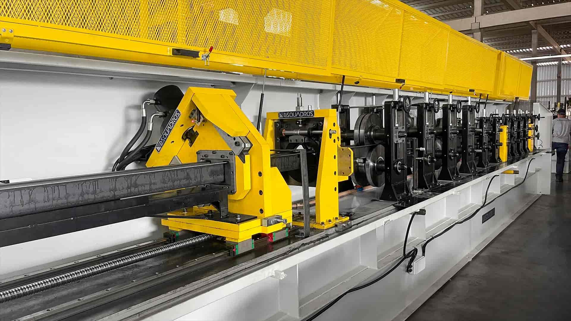 PERFILADEIRA PARA FABRICAÇÃO DE PERFIL "U", "C" E CARTOLA - BANNER 02