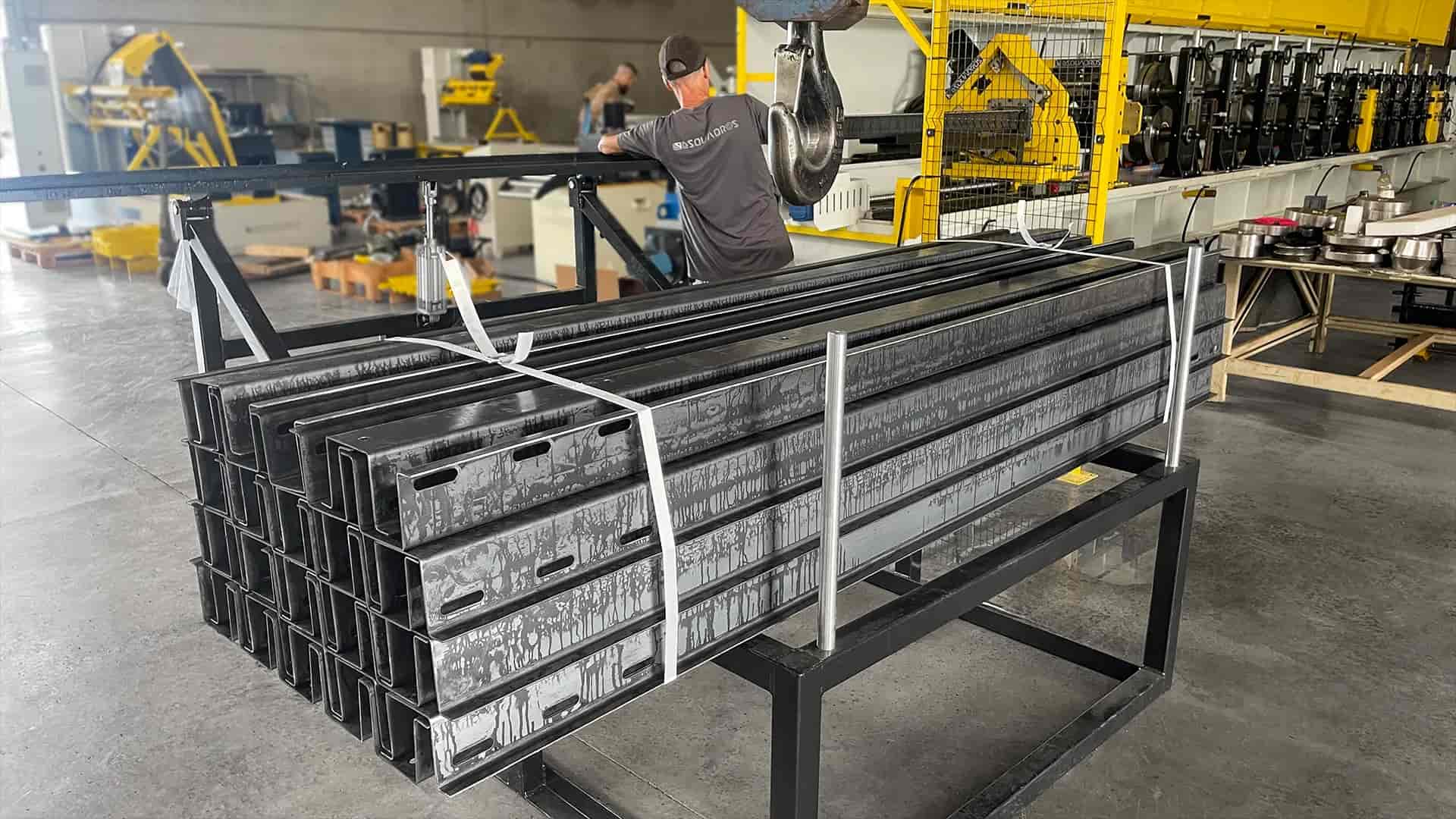 PERFILADEIRA PARA FABRICAÇÃO DE PERFIL "U", "C" E CARTOLA - BANNER 09